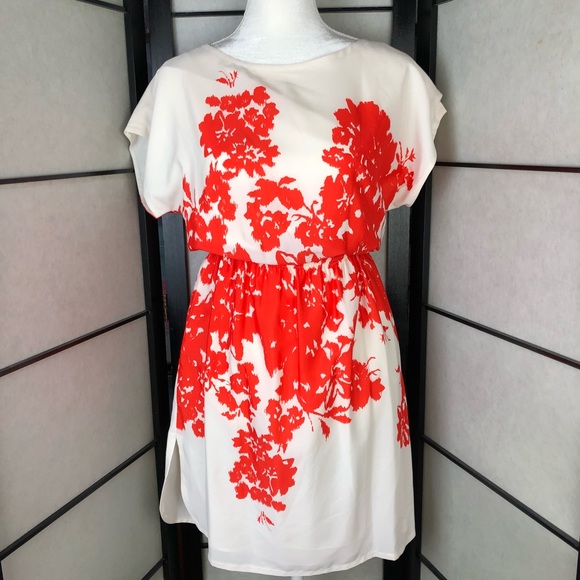 Eliza J Red Floral Flowers Dress Size 4 - Picture 1 of 4